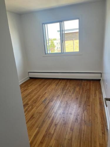 1 bedroom apartment for rent in Montreal - Saint-Laurent — photo 2