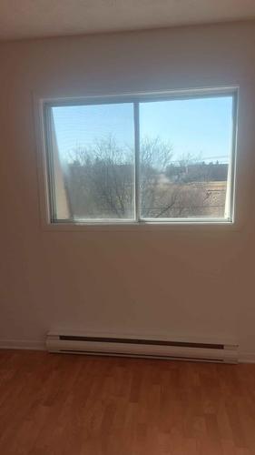 2 bedrooms apartment for rent in Sherbrooke — photo 4