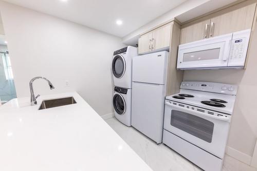 4 bedrooms apartment for rent in Montreal - Le Plateau-Mont-Royal — photo 7