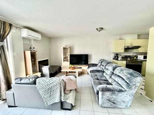 2 bedrooms apartment for rent in Laval — photo 8