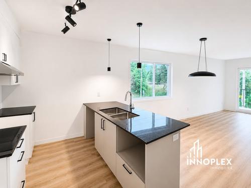 Appartement de 3 chambres à louer à Sherbrooke — photo 3