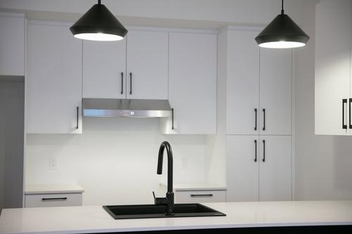 2 bedrooms apartment for rent in Laval — photo 5
