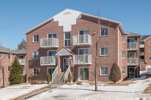 2 bedrooms apartment for rent in Sherbrooke — photo 16