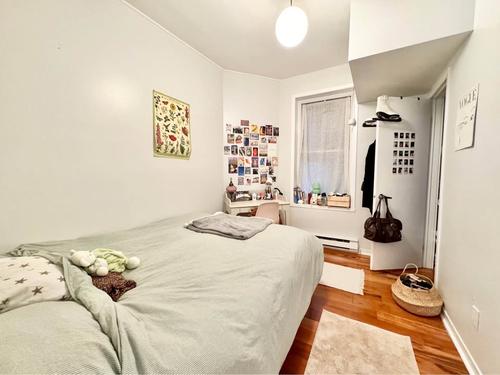 5 bedrooms apartment for rent in Montréal — photo 8