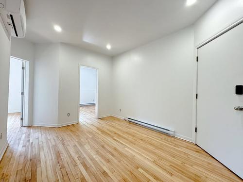 2 bedrooms apartment for rent in Montreal - Le Plateau-Mont-Royal — photo 2