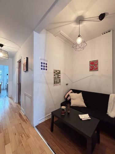 4 bedrooms apartment for rent in Montreal - Le Plateau-Mont-Royal — photo 4