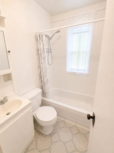 3 bedrooms apartment for rent in Sherbrooke — photo 4
