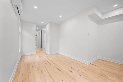 2 bedrooms apartment for rent in Montreal - Le Plateau-Mont-Royal — photo 10