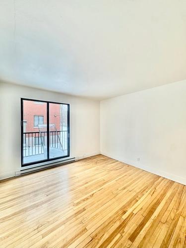 1 bedroom apartment for rent in Montreal - Le Plateau-Mont-Royal — photo 2