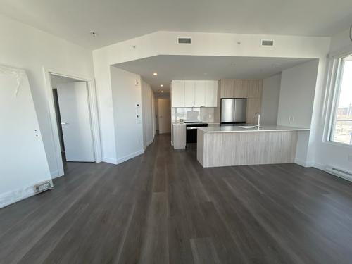3 bedrooms apartment for rent in Laval — photo 8