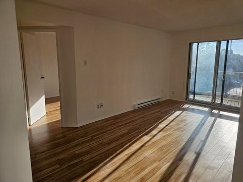 2 bedrooms apartment for rent in Laval — photo 10