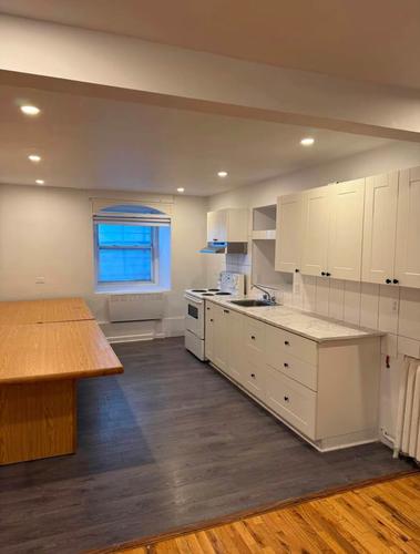 4 bedrooms apartment for rent in Montreal - Ville-Marie — photo 9