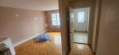 1 bedroom apartment for rent in Montreal - Saint-Laurent — photo 7