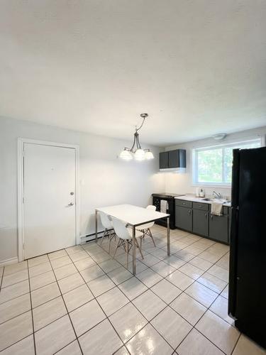 2 bedrooms apartment for rent in Sherbrooke — photo 2