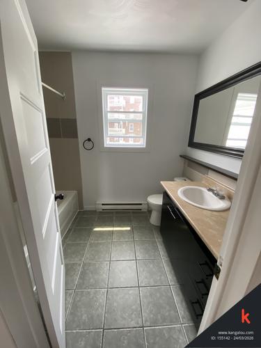2 bedrooms apartment for rent in Sherbrooke — photo 16
