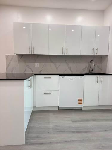 Appartement de 1 chambre à louer à Montreal - Ville-Marie — photo 2