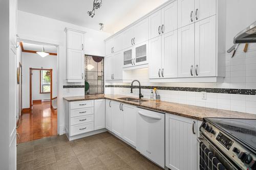 5 bedrooms apartment for rent in Montreal - Ville-Marie — photo 7