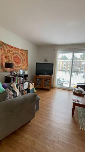 2 bedrooms apartment for rent in Sherbrooke — photo 7