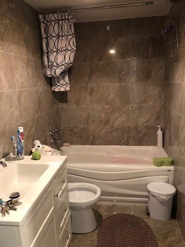Appartement de 5 chambres à louer à Montreal - Côte-des-Neiges–Notre-Dame-de-Grâce — photo 5
