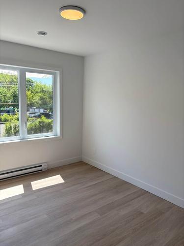 Appartement de 3 chambres à louer à Longueuil — photo 8