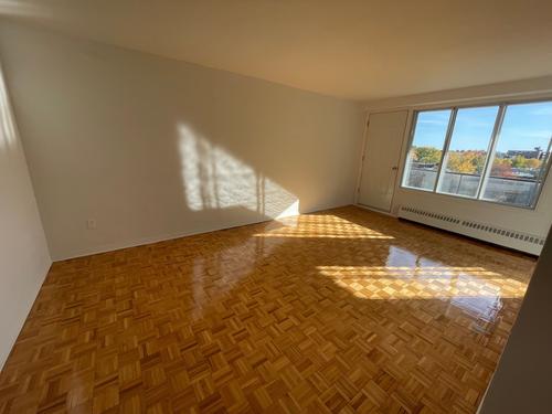 1 bedroom apartment for rent in Montreal - Saint-Laurent — photo 6