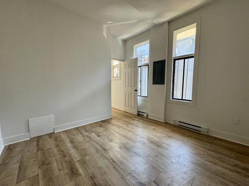 4 bedrooms apartment for rent in Montreal - Ville-Marie — photo 15