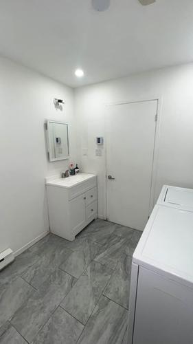 2 bedrooms apartment for rent in Laval — photo 5