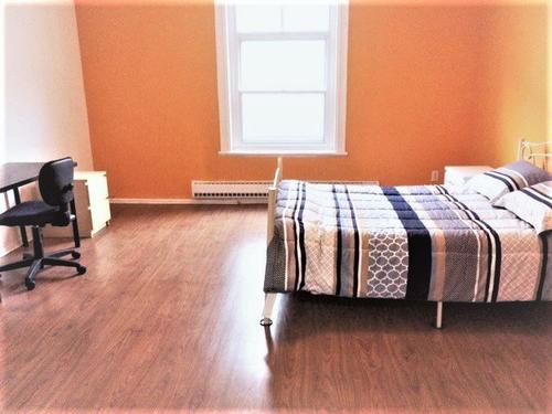 5 bedrooms apartment for rent in Montreal - Ville-Marie — photo 4