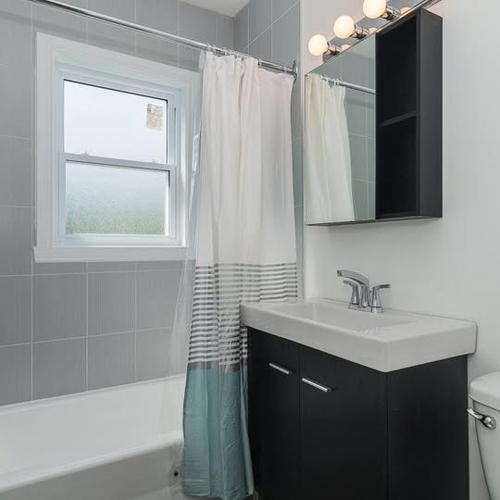 2 bedrooms apartment for rent in Montréal — photo 2