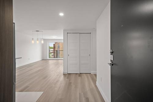4 bedrooms apartment for rent in Montreal - Ahuntsic-Cartierville — photo 3