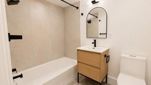 Studio for rent in Montreal - Le Plateau-Mont-Royal — photo 4