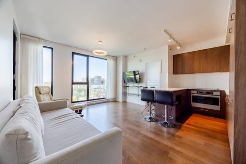 2 bedrooms apartment for rent in Montreal - Ville-Marie — photo 2