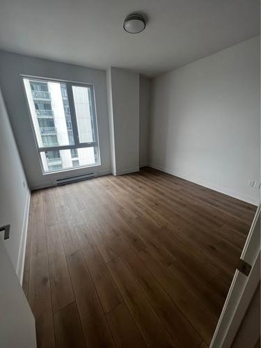 2 bedrooms apartment for rent in Laval — photo 4