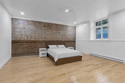 5 bedrooms apartment for rent in Montreal - Ville-Marie — photo 6