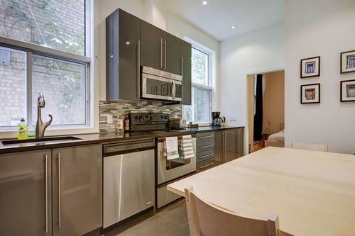 5 bedrooms apartment for rent in Montreal - Le Plateau-Mont-Royal — photo 9