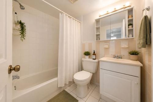 Studio à louer à Québec - Sainte-Foy–Sillery–Cap-Rouge — photo 4