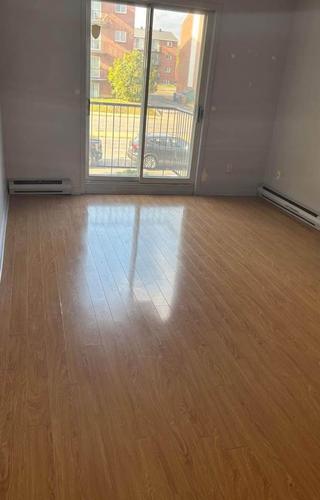 2 bedrooms apartment for rent in Laval — photo 5