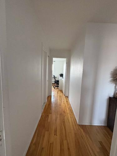 2 bedrooms apartment for rent in Laval — photo 6