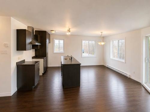 3 bedrooms apartment for rent in Sherbrooke — photo 3