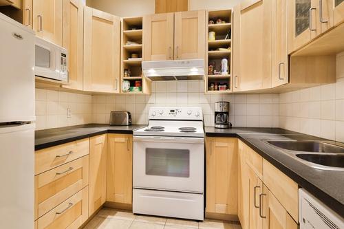 4 bedrooms apartment for rent in Montreal - Le Plateau-Mont-Royal — photo 3