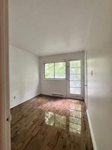 1 bedroom apartment for rent in Montreal - Ville-Marie — photo 2