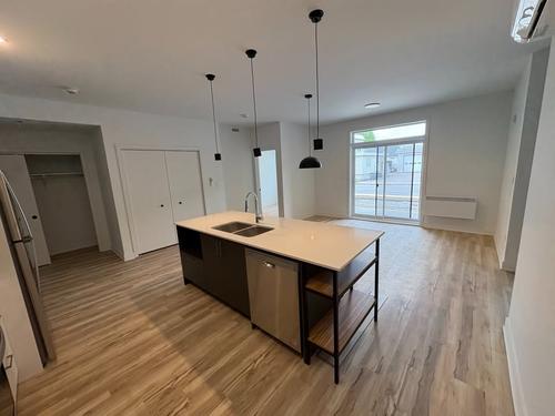 Appartement de 2 chambres à louer à Longueuil — photo 3