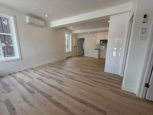 Appartement de 2 chambres à louer à Longueuil — photo 2