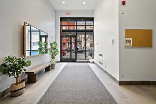 2 bedrooms apartment for rent in Montreal - Le Plateau-Mont-Royal — photo 9