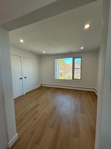 2 bedrooms apartment for rent in Sherbrooke — photo 10