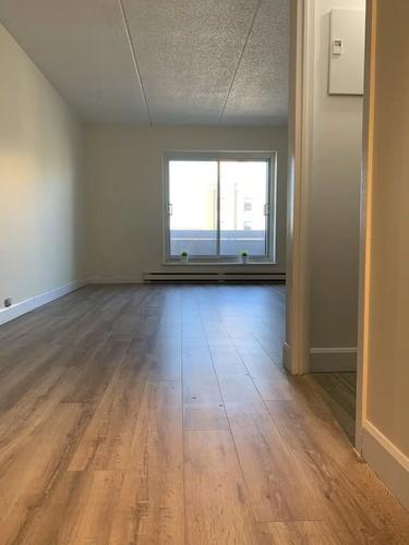 1 bedroom apartment for rent in Montreal - Saint-Laurent — photo 6