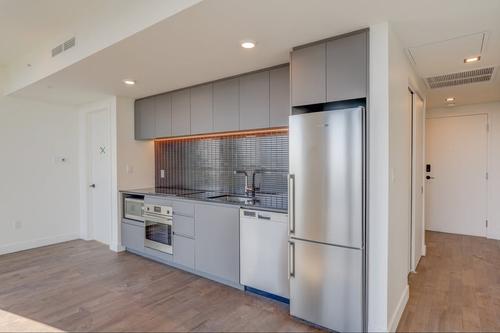 1 bedroom apartment for rent in Montreal - Ville-Marie — photo 2