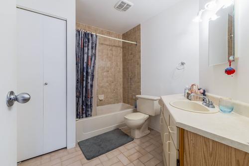 2 bedrooms apartment for rent in Laval — photo 18