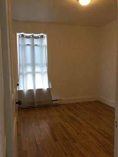 2 bedrooms apartment for rent in Sherbrooke — photo 9