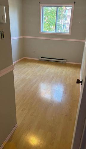 2 bedrooms apartment for rent in Laval — photo 6